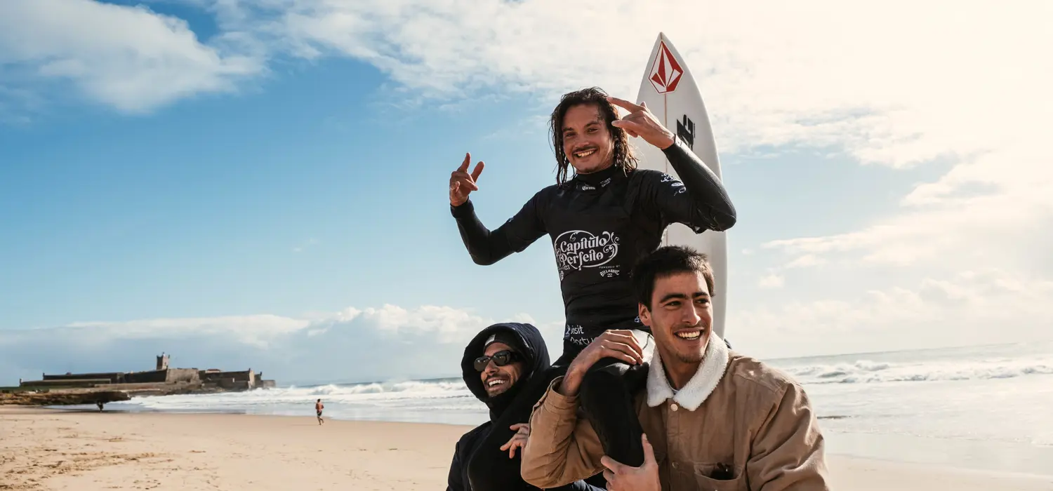 The local surfer from Carcavelos secured the last spot in the heat draw