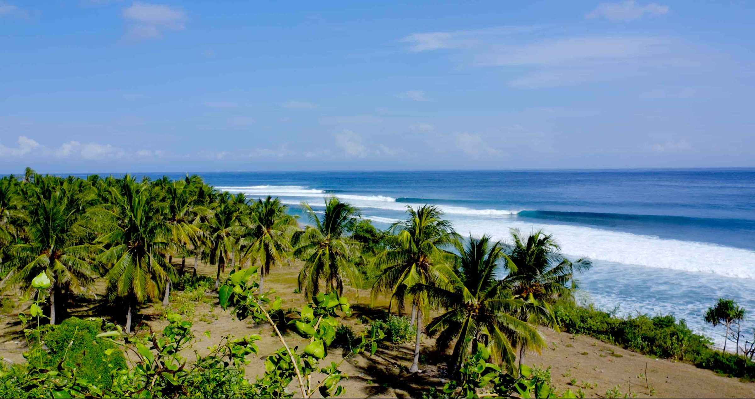 Capitulo Perfeito Brings the First Ever Surf Event to Desert Point 